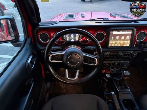 Used 2021 Jeep Wrangler Unlimited Rubicon AWD/4WD image 12