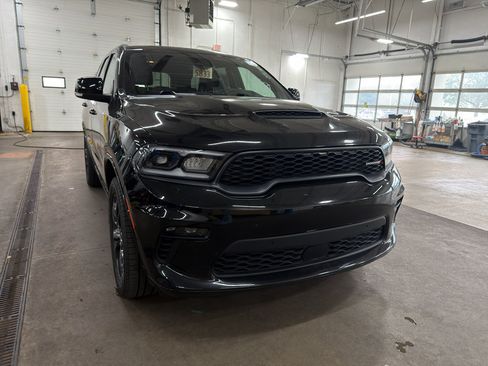 Used 2023 Dodge Durango GT AWD/4WD image 3