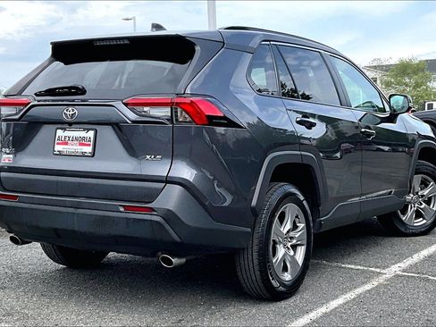 Used 2024 Toyota RAV4 XLE image 12
