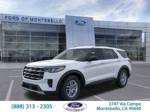 New 2026 Ford Explorer Active RWD image 2