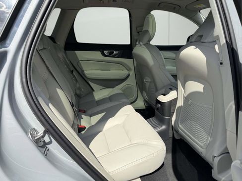 New 2026 Volvo XC60 T8 Ultra w/ Protection Package Premier AWD/4WD image 12