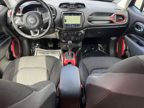 Used 2020 Jeep Renegade Trailhawk w/ UConnect 8.4 Nav Group AWD/4WD image 24