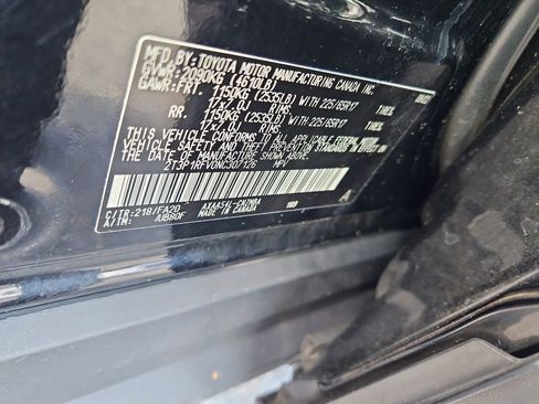 Used 2022 Toyota RAV4 XLE w/ Carpet Mat Package (TMS) image 14