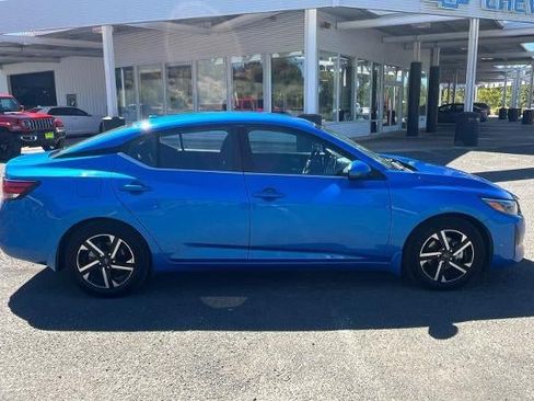 Used 2024 Nissan Sentra SV w/ All-Weather Package FWD image 8