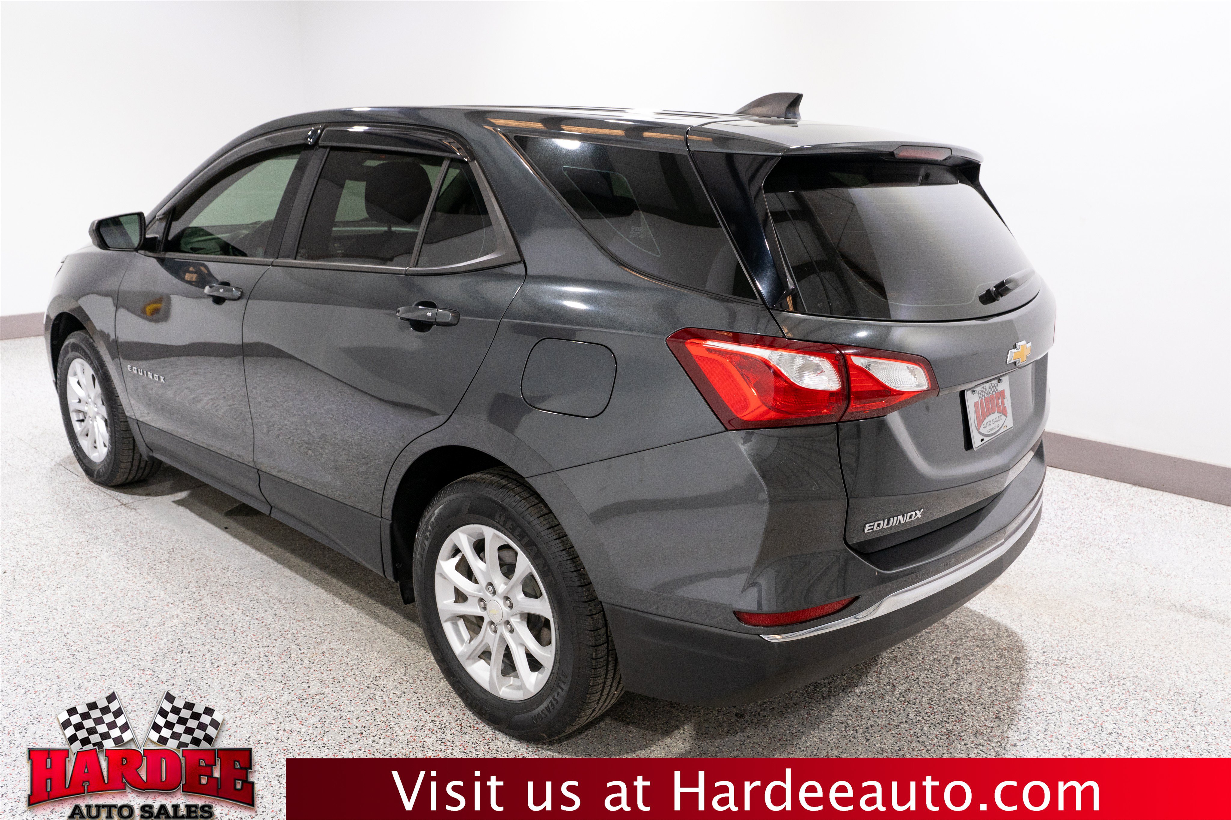 Used 2018 Chevrolet Equinox LS FWD image 3