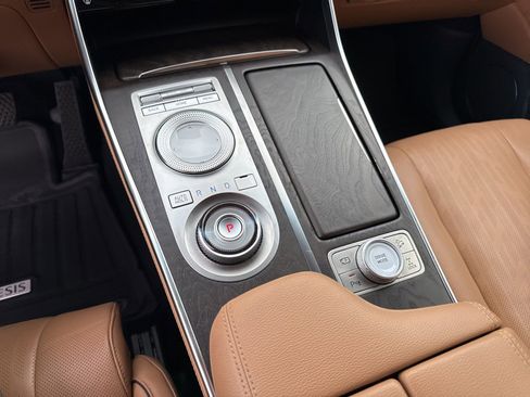 Used 2022 Genesis GV80 2.5T w/ Prestige Package 04 image 27