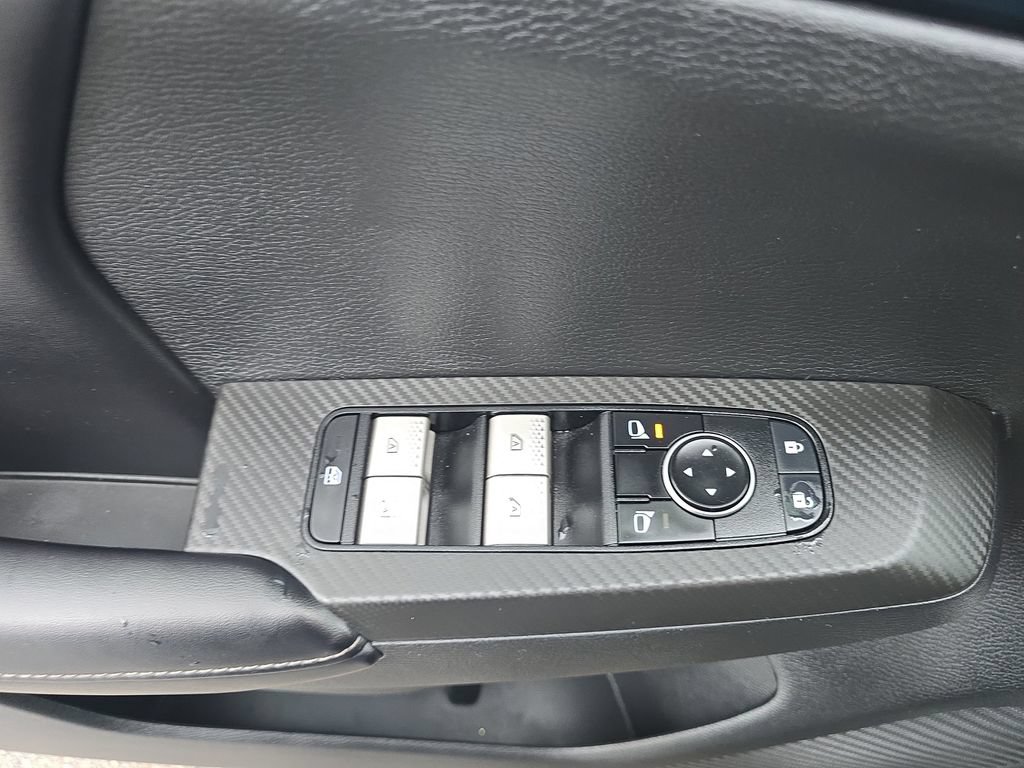 Used 2022 Mitsubishi Outlander SEL Black Edition AWD/4WD image 22