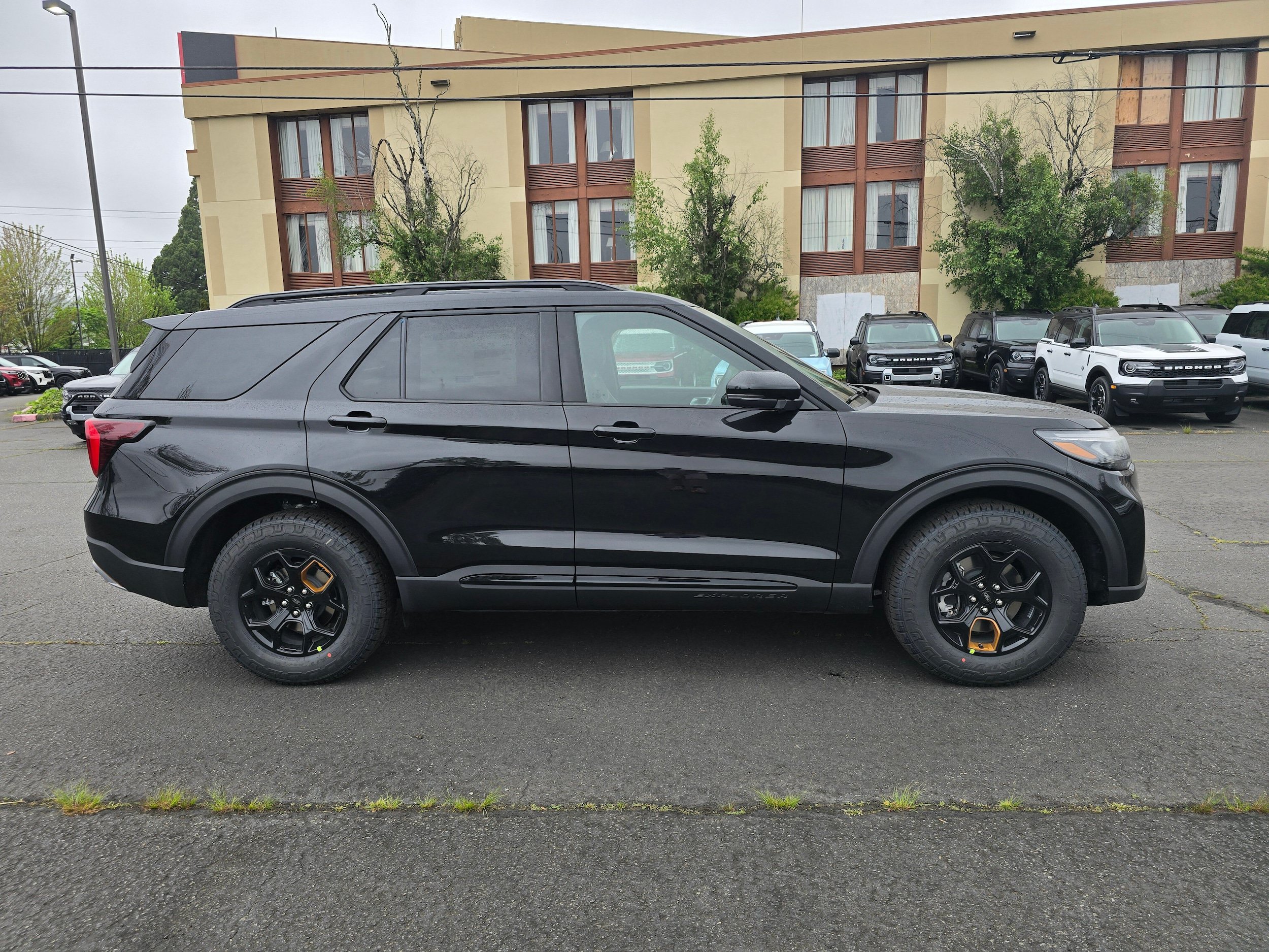 New 2026 Ford Explorer Tremor w/ Tremor Ultimate Package AWD/4WD image 6