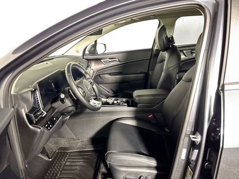 Used 2025 Kia Sportage EX w/ EX Premium Package image 11