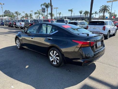 Certified 2025 Nissan Altima 2.5 S image 4