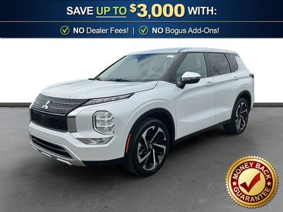 Used 2023 Mitsubishi Outlander SE