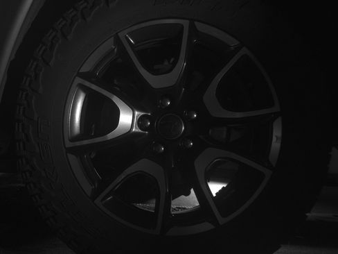 Used 2025 Jeep Compass Trailhawk image 14