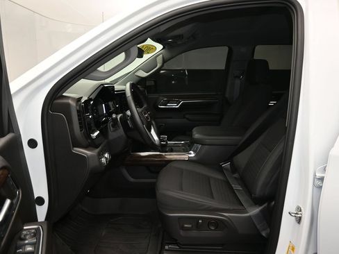 Used 2024 GMC Sierra 1500 Elevation AWD/4WD image 11