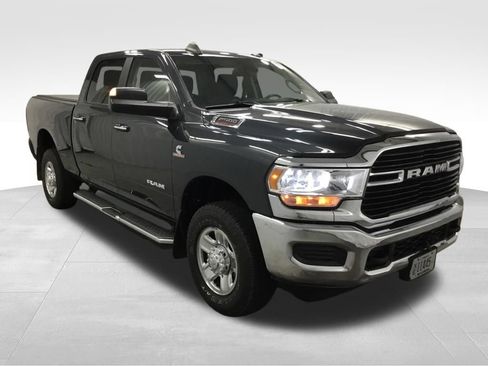 Used 2019 RAM 2500 Big Horn AWD/4WD image 3