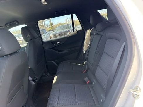 New 2026 Chevrolet Equinox LT image 22