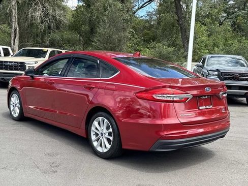 Used 2020 Ford Fusion SE FWD image 4