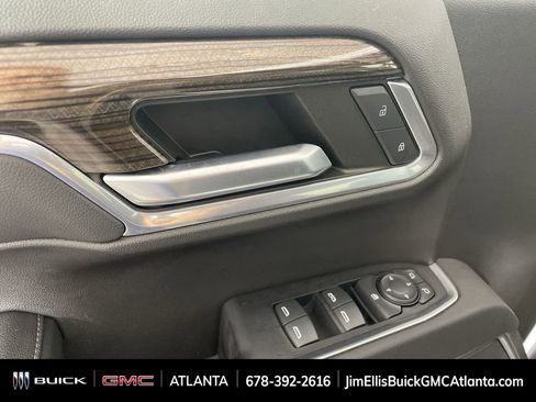 Used 2022 Chevrolet Silverado 1500 RST image 24