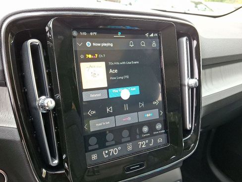 New 2026 Volvo XC40 B5 Ultra w/ Climate Package image 12