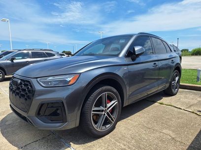 Used 2025 Audi Q5 e Premium Plus