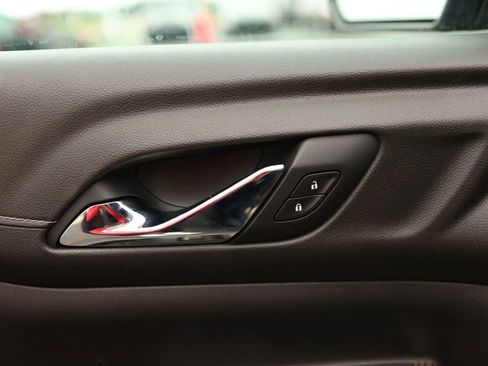 Used 2020 GMC Acadia SLE w/ Driver Convenience Package image 11