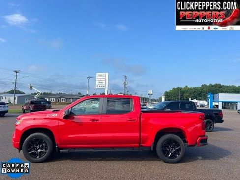 Used 2022 Chevrolet Silverado 1500 RST w/ Convenience Package II AWD/4WD image 3