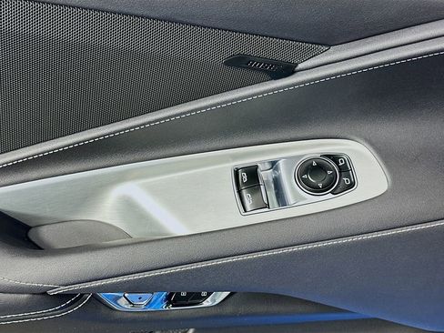 Used 2024 Chevrolet Corvette Stingray Coupe w/ Z51 Performance Package image 18