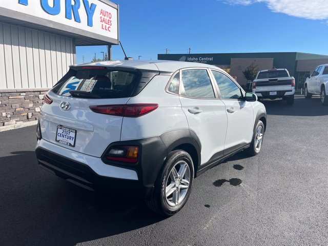 Used 2021 Hyundai Kona SE w/ Cargo Package FWD image 12