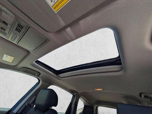 Used 2022 Honda CR-V Touring image 16