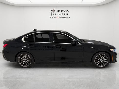 Used 2022 BMW 330i Sedan w/ Driving Assistance Package RWD image 6
