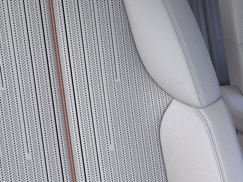 New 2026 Cadillac Vistiq Sport image 21