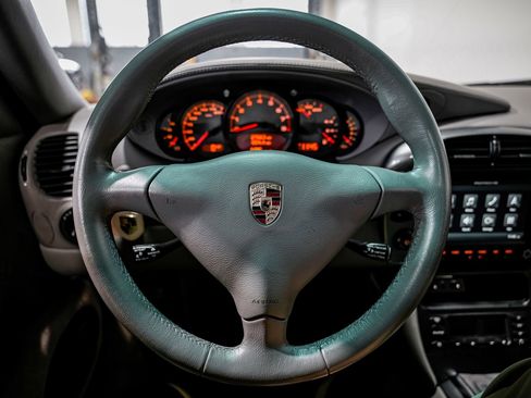 Used 2003 Porsche 911 Carrera 4S AWD/4WD image 10