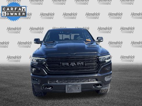 Used 2020 RAM 1500 Limited w/ Black Appearance Package AWD/4WD image 3