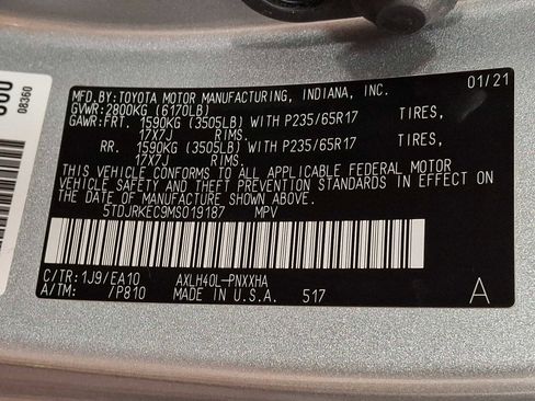 Used 2021 Toyota Sienna XLE w/ XLE Plus Package image 26