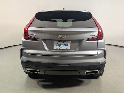 Used 2024 Cadillac XT4 Premium Luxury FWD image 7