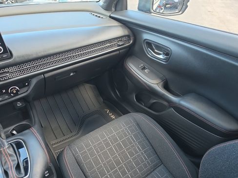 Certified 2024 Honda HR-V Sport image 12