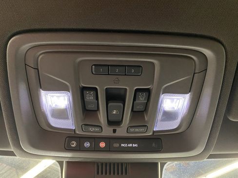 Used 2023 GMC Sierra 1500 Denali w/ Denali Reserve Package image 35