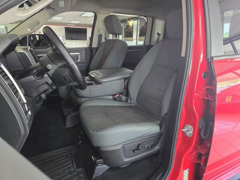 Used 2015 RAM 1500 Big Horn AWD/4WD image 9