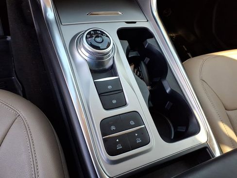 Used 2020 Ford Explorer Limited RWD image 13