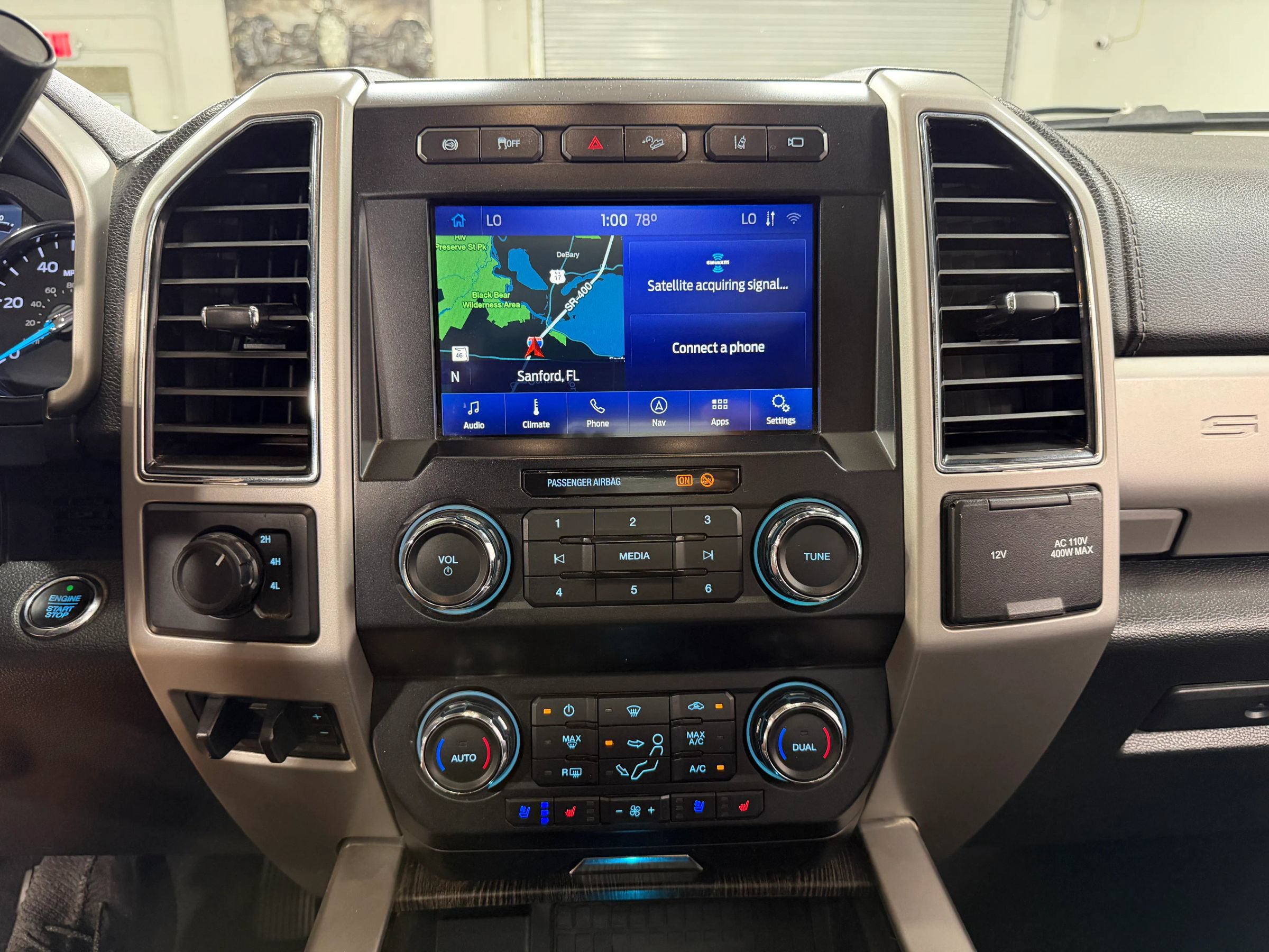 Used 2020 Ford F350 Lariat w/ Lariat Ultimate Package AWD/4WD image 16