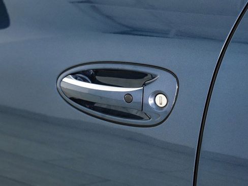 Used 2011 Porsche Panamera 4S image 40