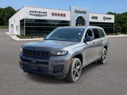 Used 2023 Jeep Grand Cherokee L Laredo