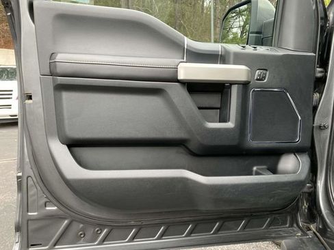 Used 2020 Ford F150 Lariat image 18