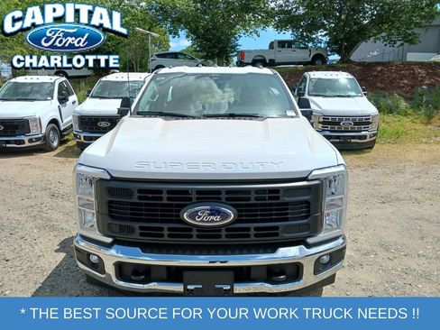 New 2026 Ford F250 XL w/ XL Chrome Package RWD image 8