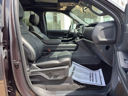 New 2026 Ford Expedition Max Platinum w/ Stealth Appearance Package AWD/4WD image 10