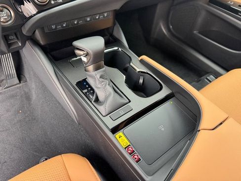 New 2025 Lexus ES 350 w/ Premium Package image 14