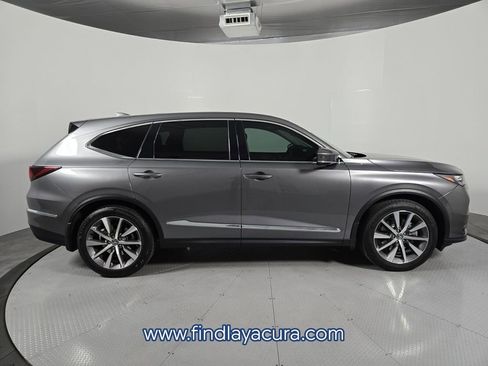 Used 2025 Acura MDX SH-AWD w/ Technology Package image 9