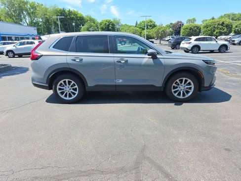 Used 2023 Honda CR-V EX image 8