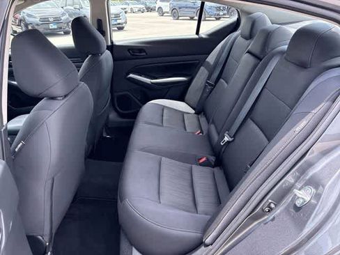 Used 2024 Nissan Altima 2.5 SV FWD image 20
