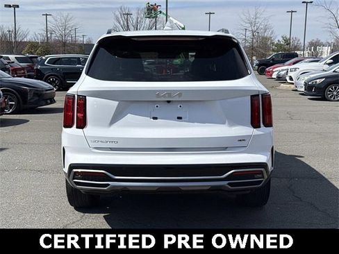 Used 2023 Kia Sorento SX image 3