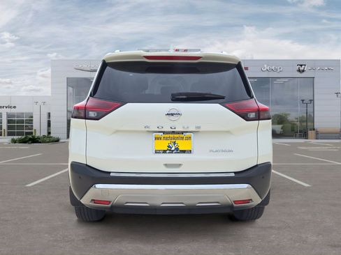 Used 2021 Nissan Rogue Platinum FWD image 4